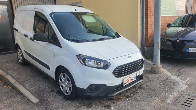 FORD Transit Courier Bianco pastello