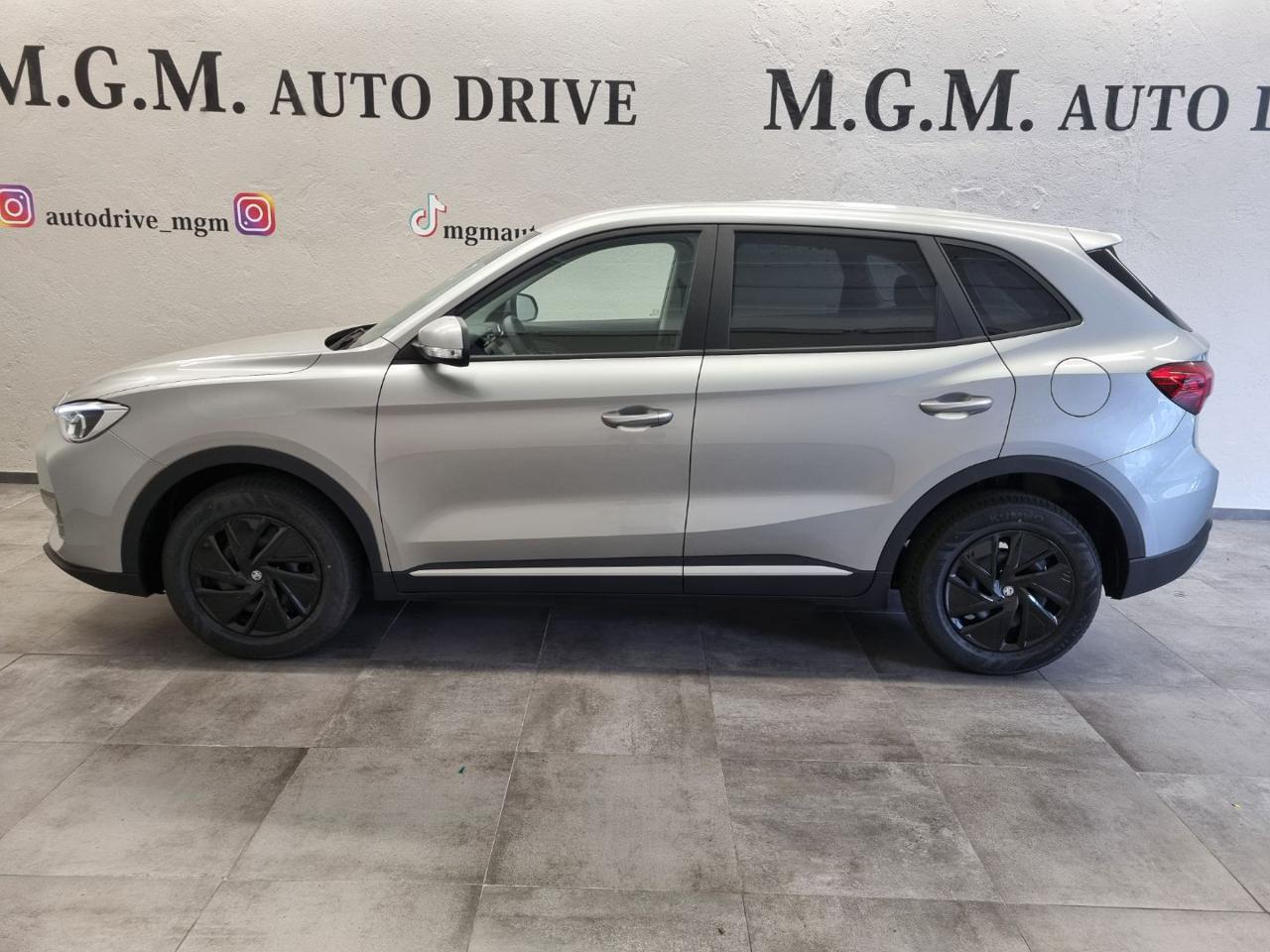 MG ZS 1.5 Standard - 2