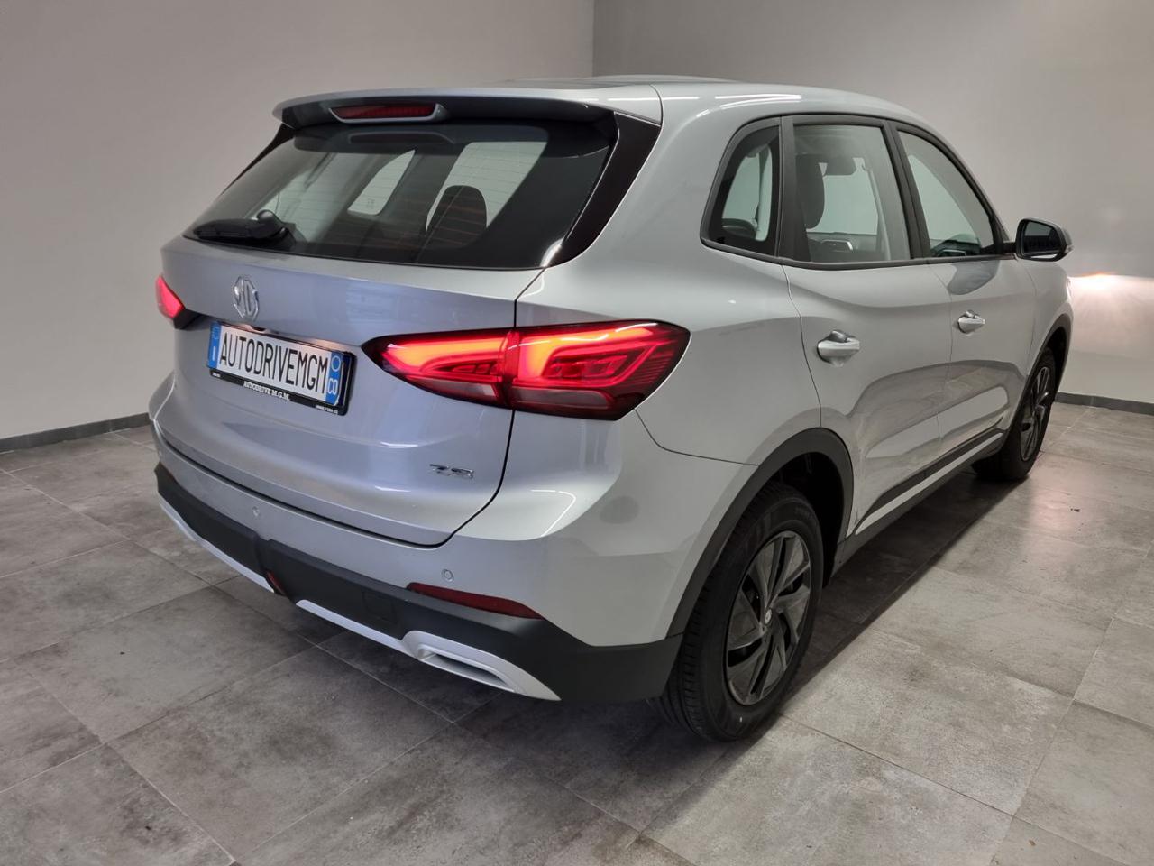 MG ZS 1.5 Standard - 17
