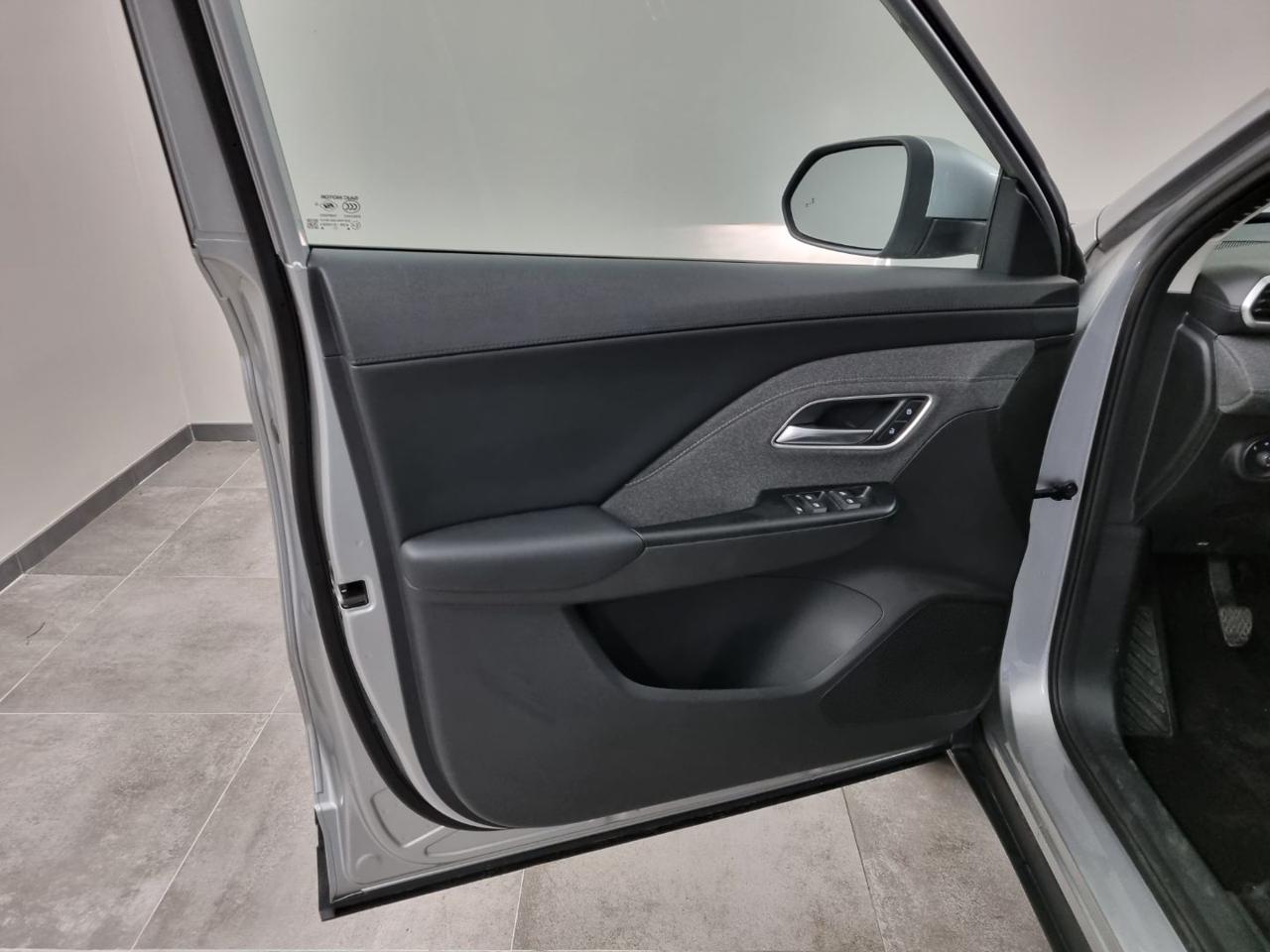 MG ZS 1.5 Standard - 25