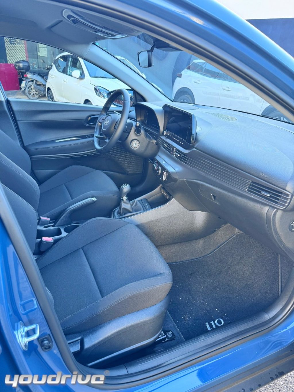 HYUNDAI Bayon / 1.0 T-GDI MT XLine KM0 - 11