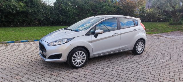 FORD Fiesta Argento metallizzato