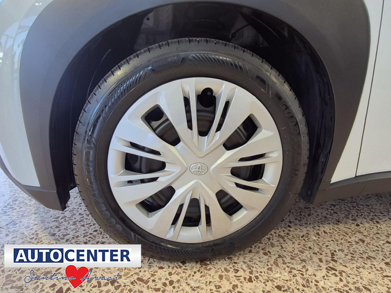 TOYOTA Aygo X 1.0 VVT-i 72 CV 5 porte Active - 16