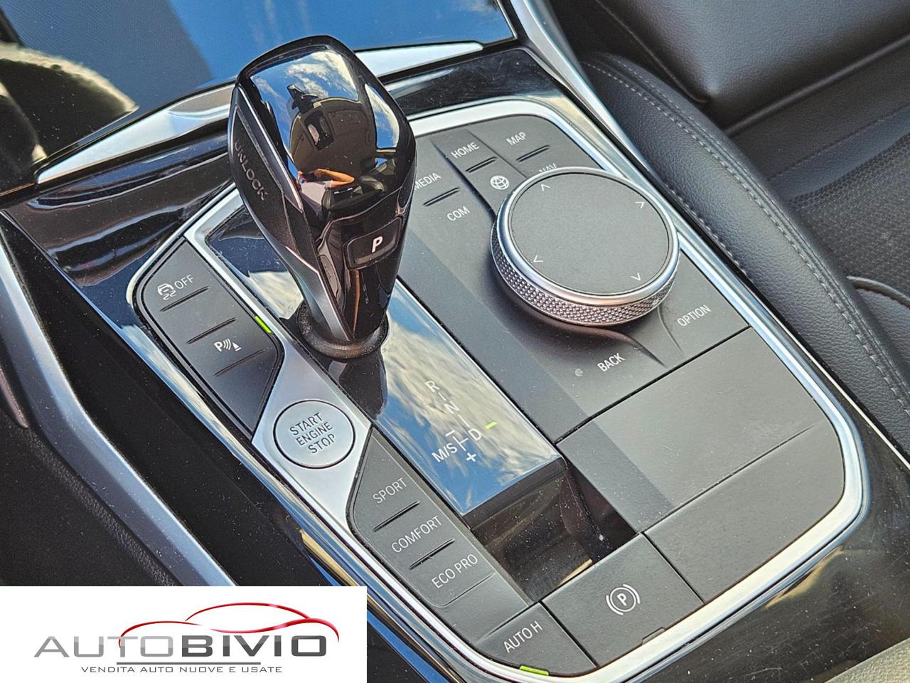 BMW 320 d 48V Touring Sport - 32