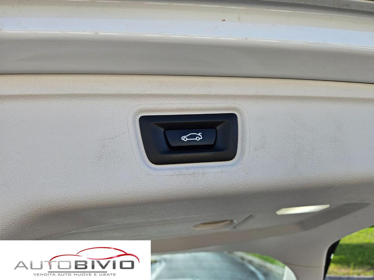 BMW 320 d 48V Touring Sport - 23