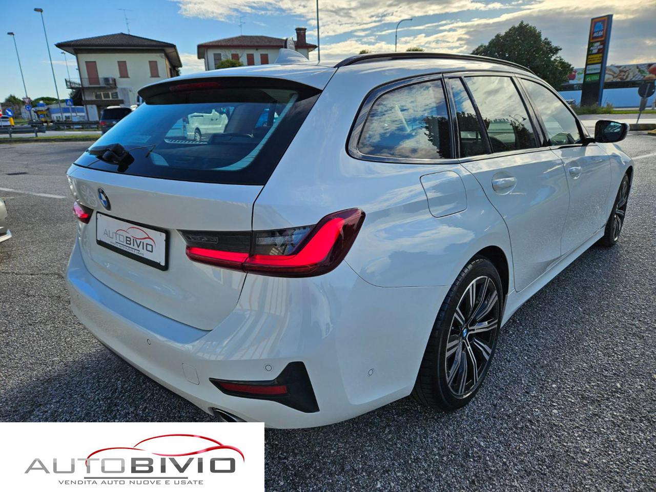 BMW 320 d 48V Touring Sport - 6