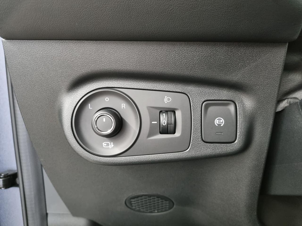 MG ZS 1.5 Comfort - 25