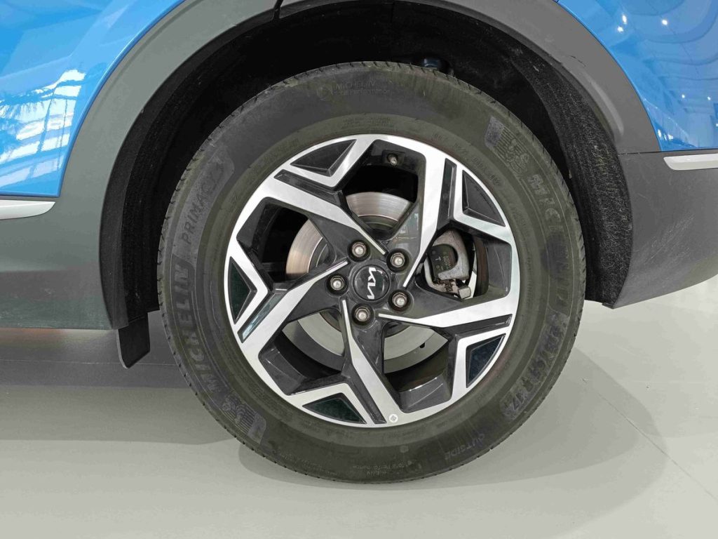 KIA Sportage 1.6 TGDi MHEV DCT Business - 14