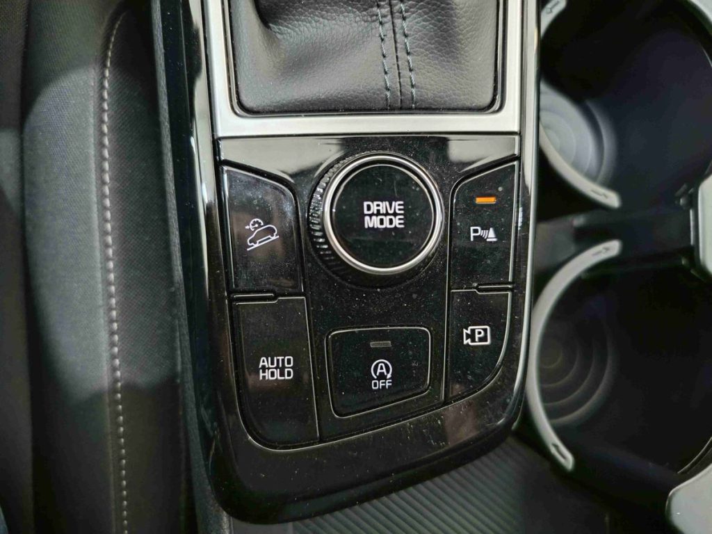 KIA Sportage 1.6 TGDi MHEV DCT Business - 20