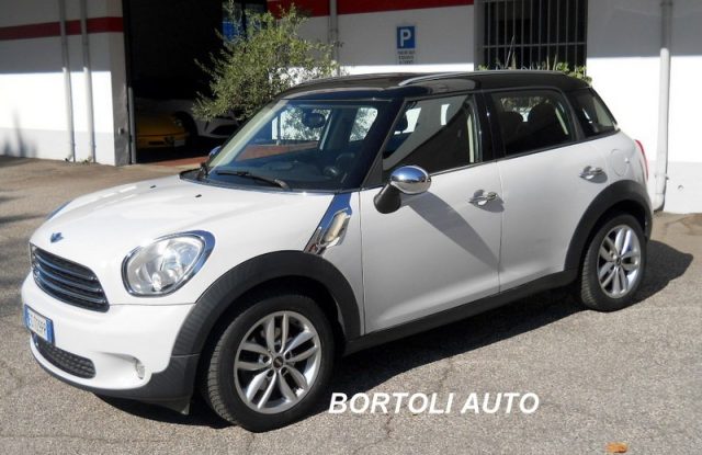 MINI Countryman Bianco pastello