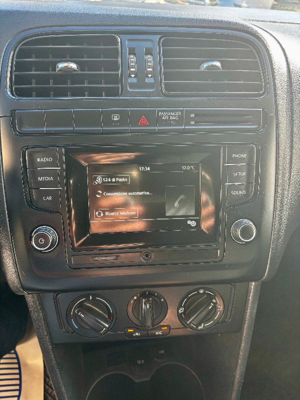 VOLKSWAGEN Polo