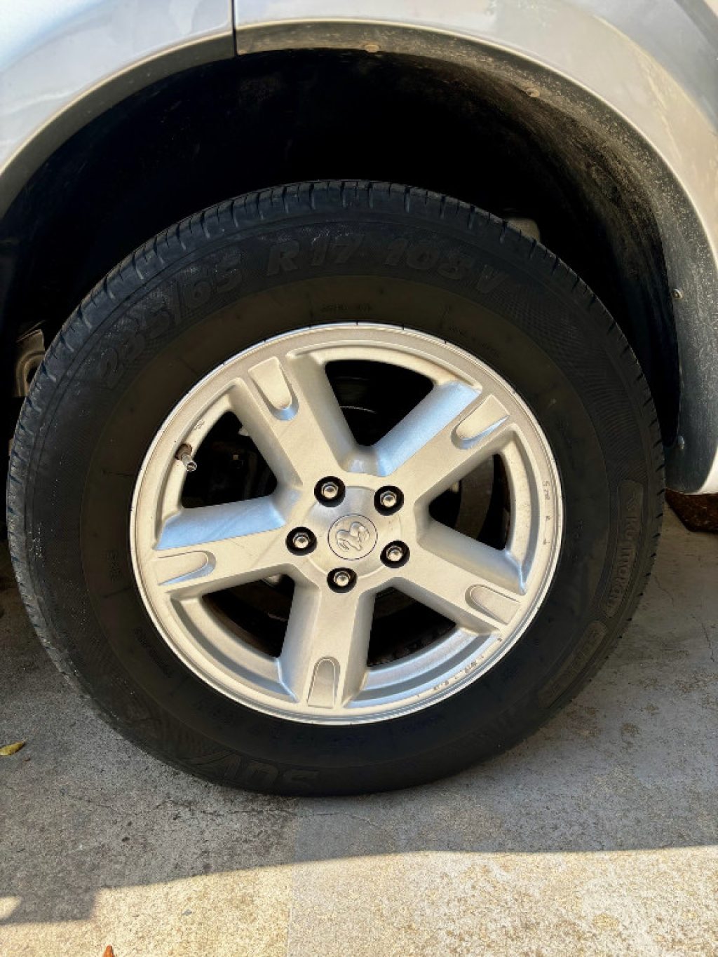 DODGE Nitro