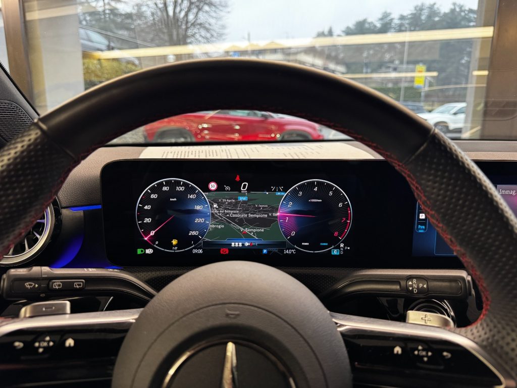 MERCEDES-BENZ A 180 Automatic AMG Line Advanced Plus - 7