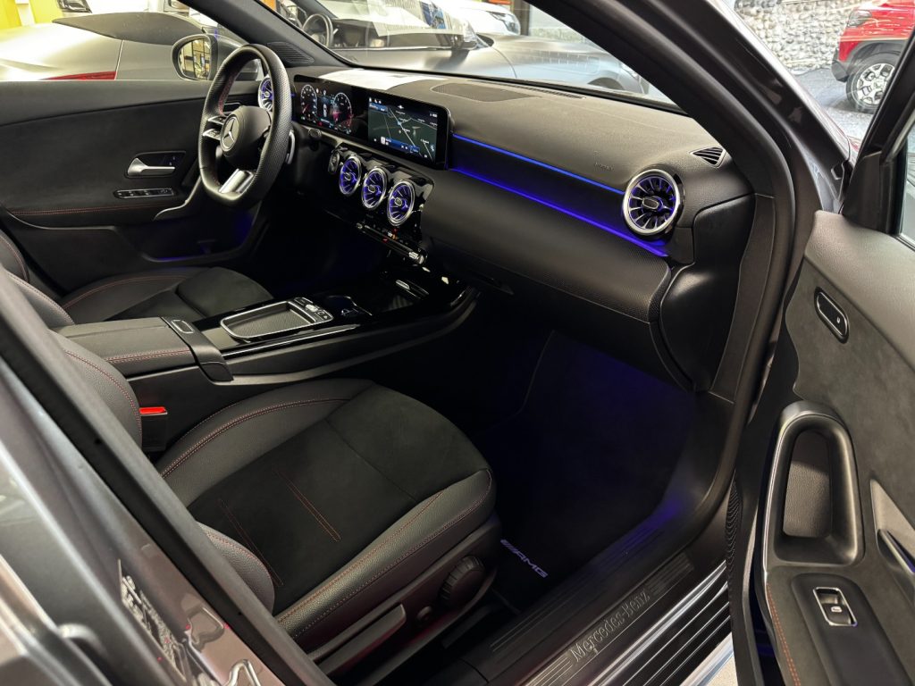 MERCEDES-BENZ A 180 Automatic AMG Line Advanced Plus - 10