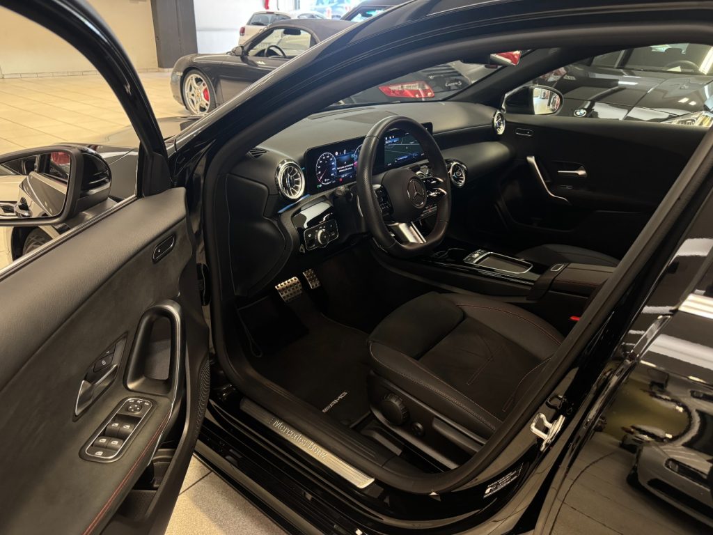 MERCEDES-BENZ A 180 Automatic AMG Line Advanced Plus - 8