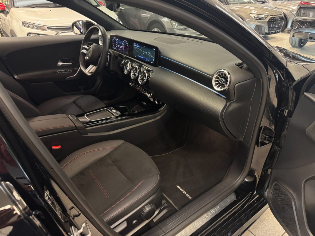 MERCEDES-BENZ A 180 Automatic AMG Line Advanced Plus - 9