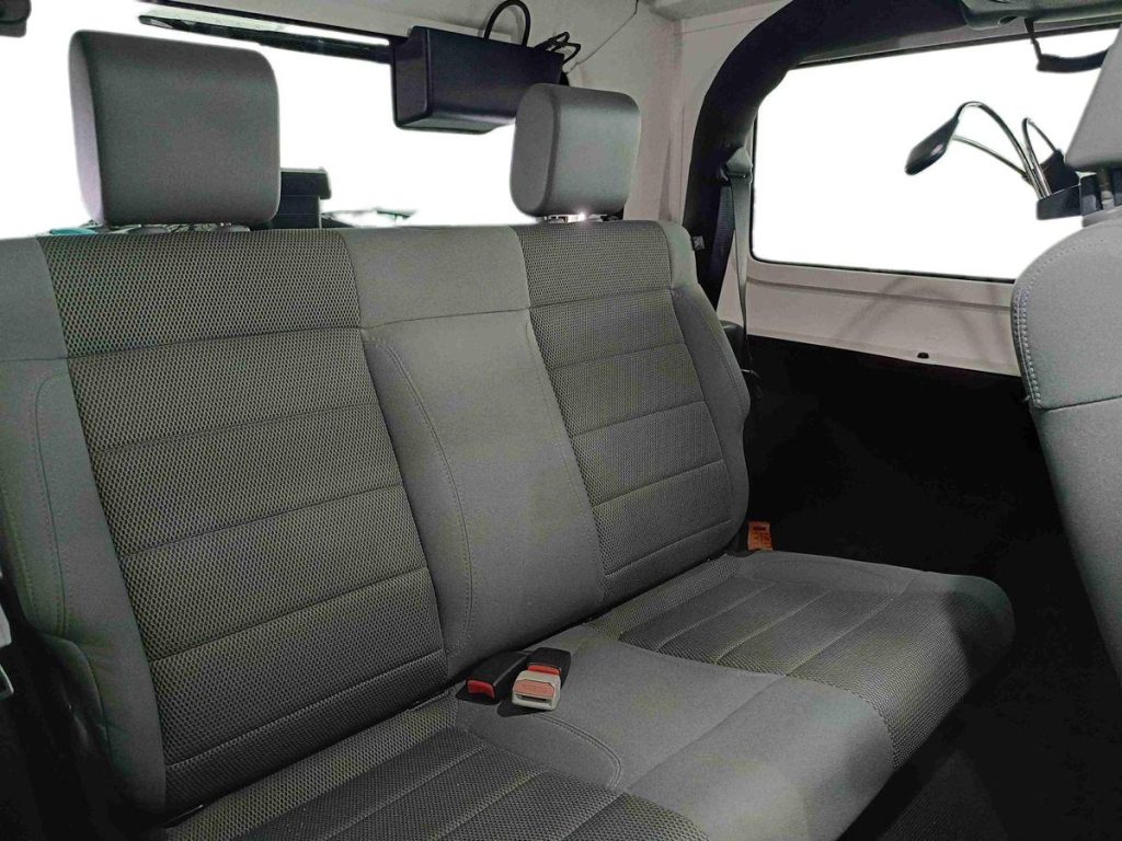 JEEP Wrangler 2.8 CRD DPF Sahara - 11