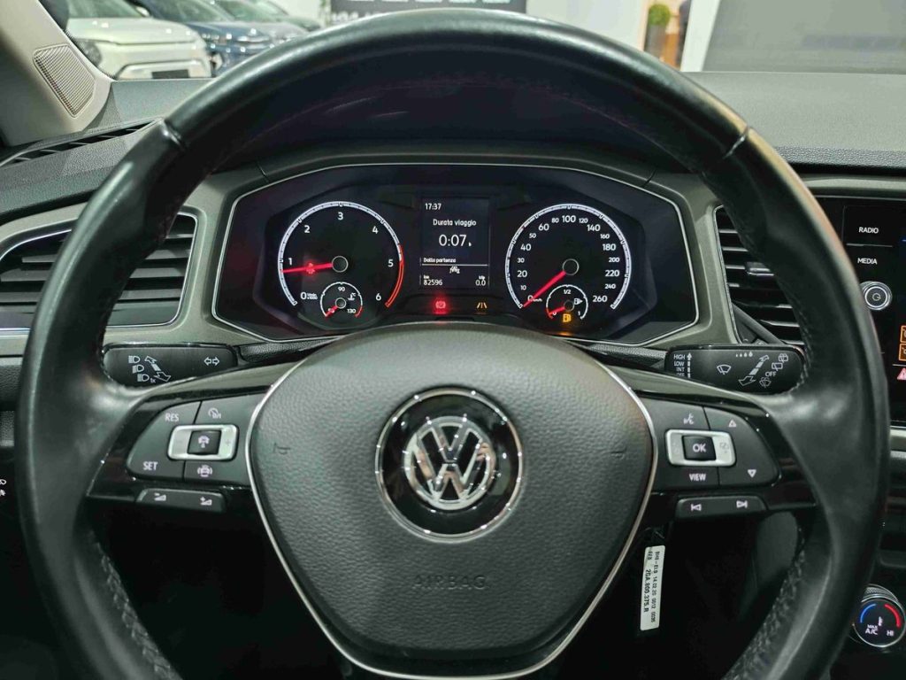 VOLKSWAGEN T-Roc 1.6 TDI SCR Style BlueMotion Technology - 17