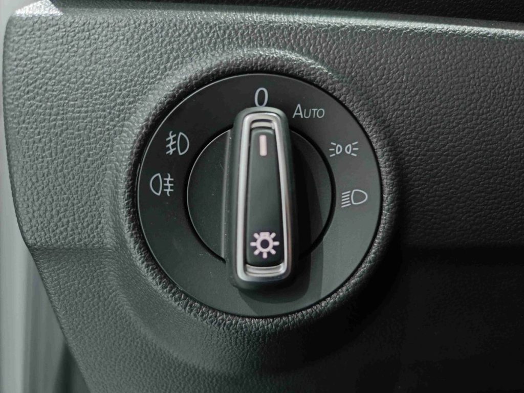 VOLKSWAGEN T-Roc 1.6 TDI SCR Style BlueMotion Technology - 18