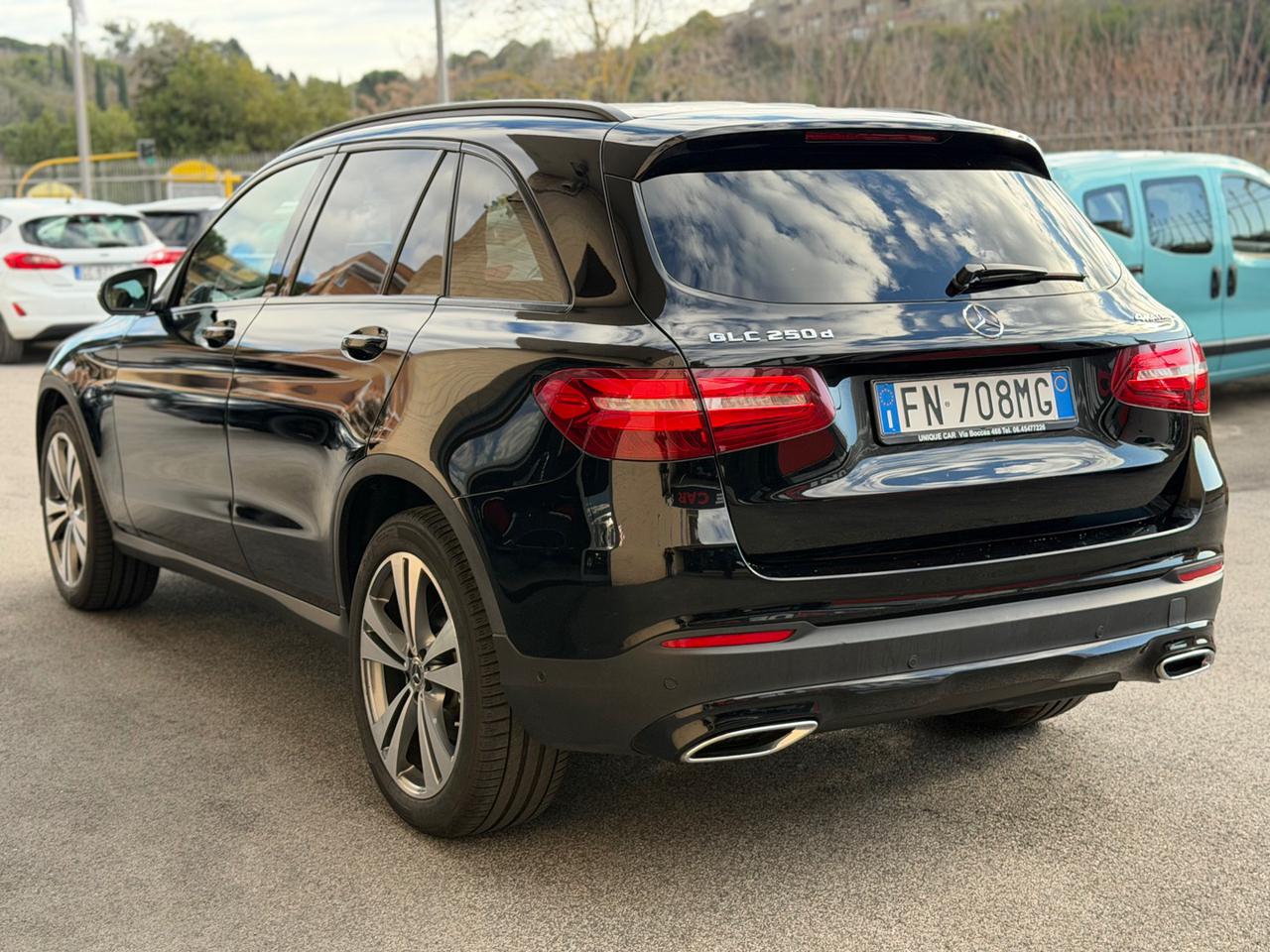 MERCEDES-BENZ GLC 250 d 4Matic Sport - 4