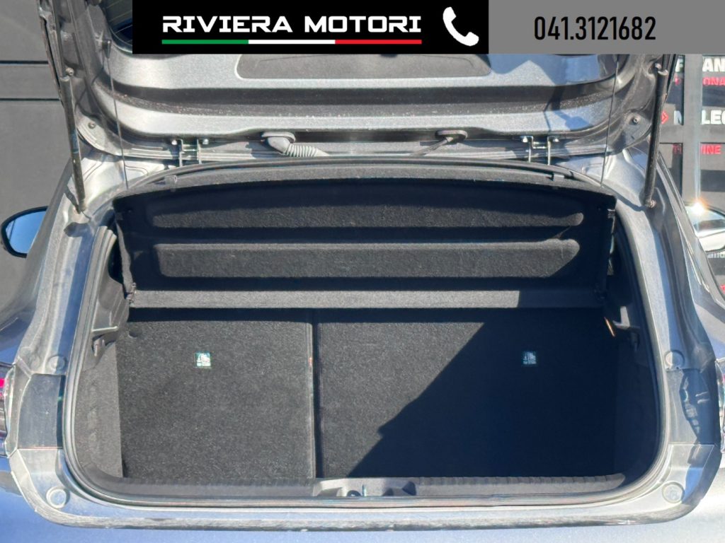 RENAULT Clio ECO-G 100 CV Techno - 10