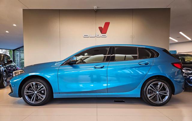 BMW 118 Blu metallizzato