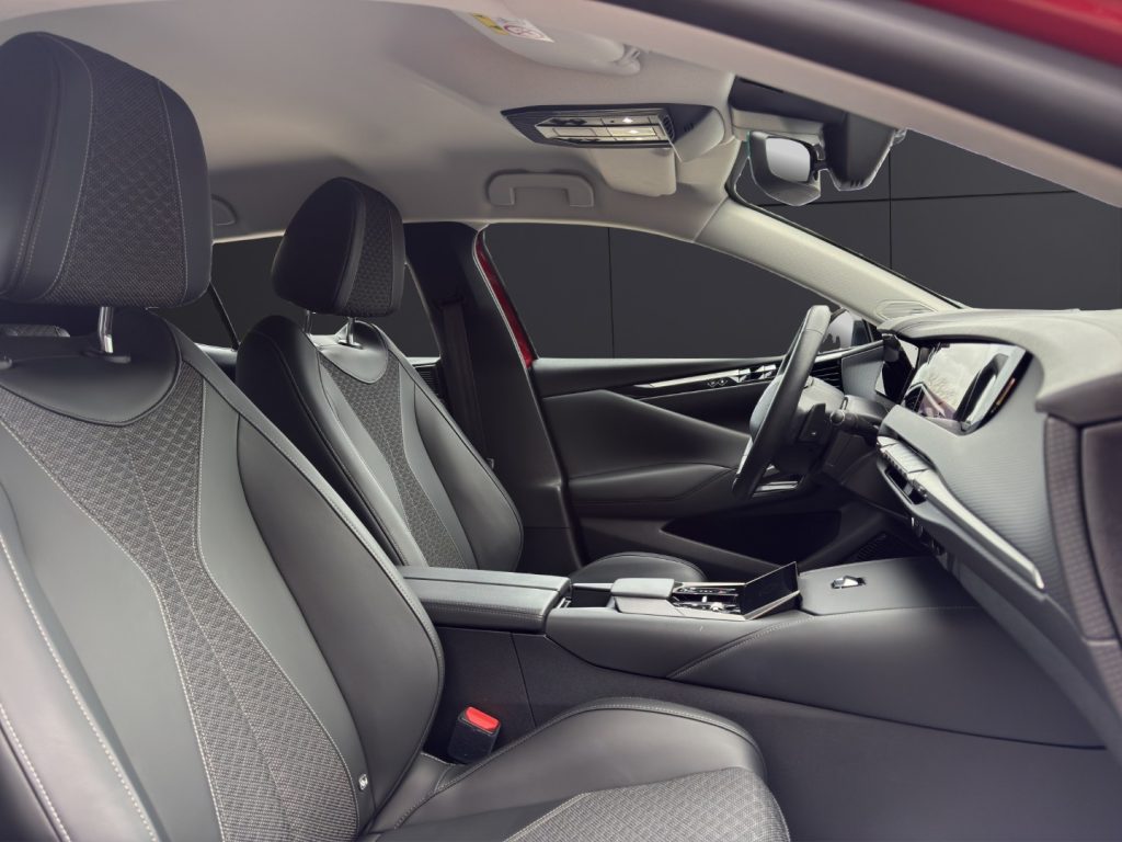 DS AUTOMOBILES DS 4 PureTech 130 aut. Trocadero - 18