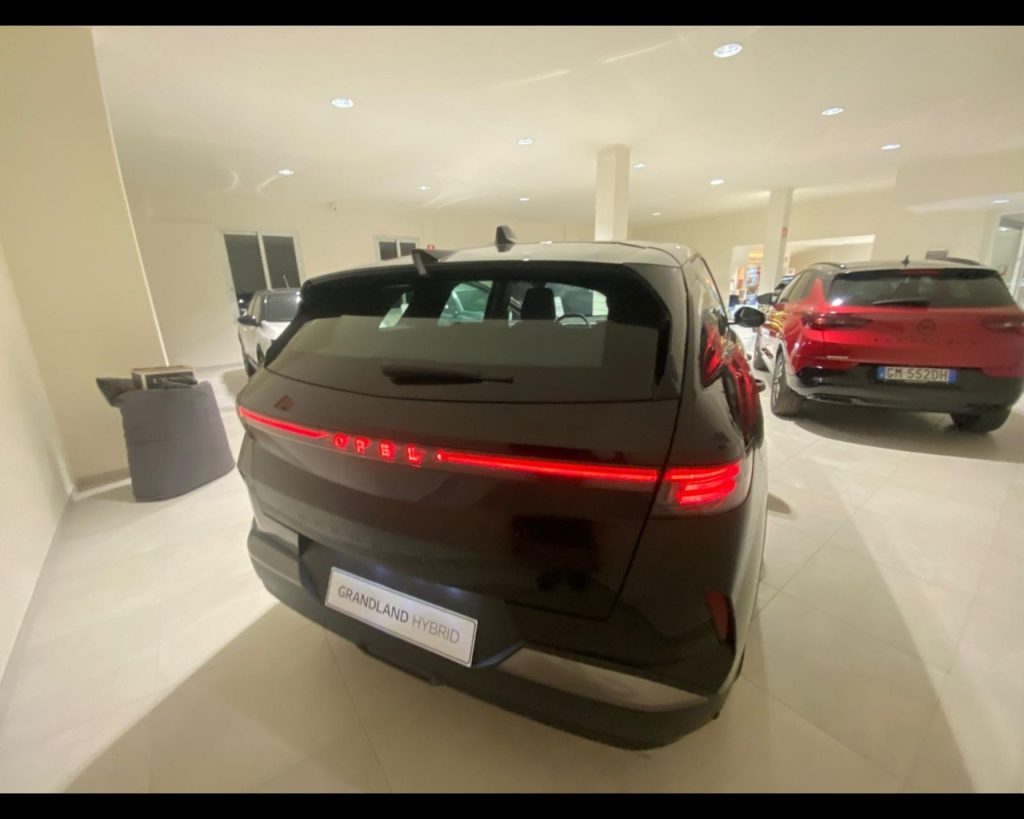 OPEL Grandland 1.2 hybrid Edition 136cv e-dcs6 - 4