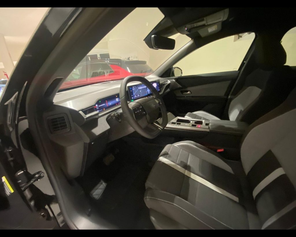 OPEL Grandland 1.2 hybrid Edition 136cv e-dcs6 - 7