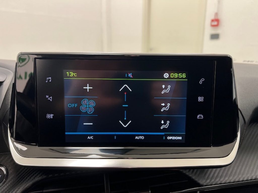 PEUGEOT 208 II 2019 - e- Allure 100kW my20 - 9