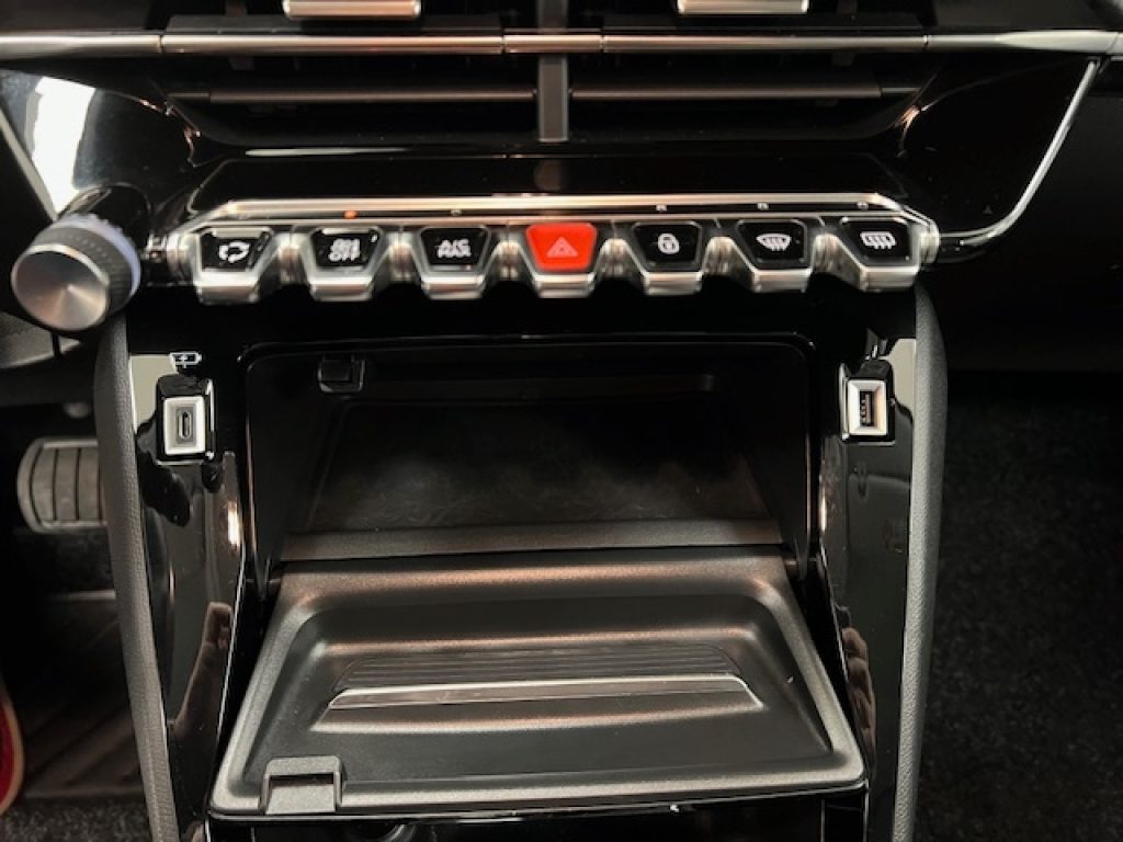 PEUGEOT 208 II 2019 - e- Allure 100kW my20 - 11