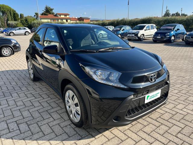 TOYOTA Aygo X Nero pastello