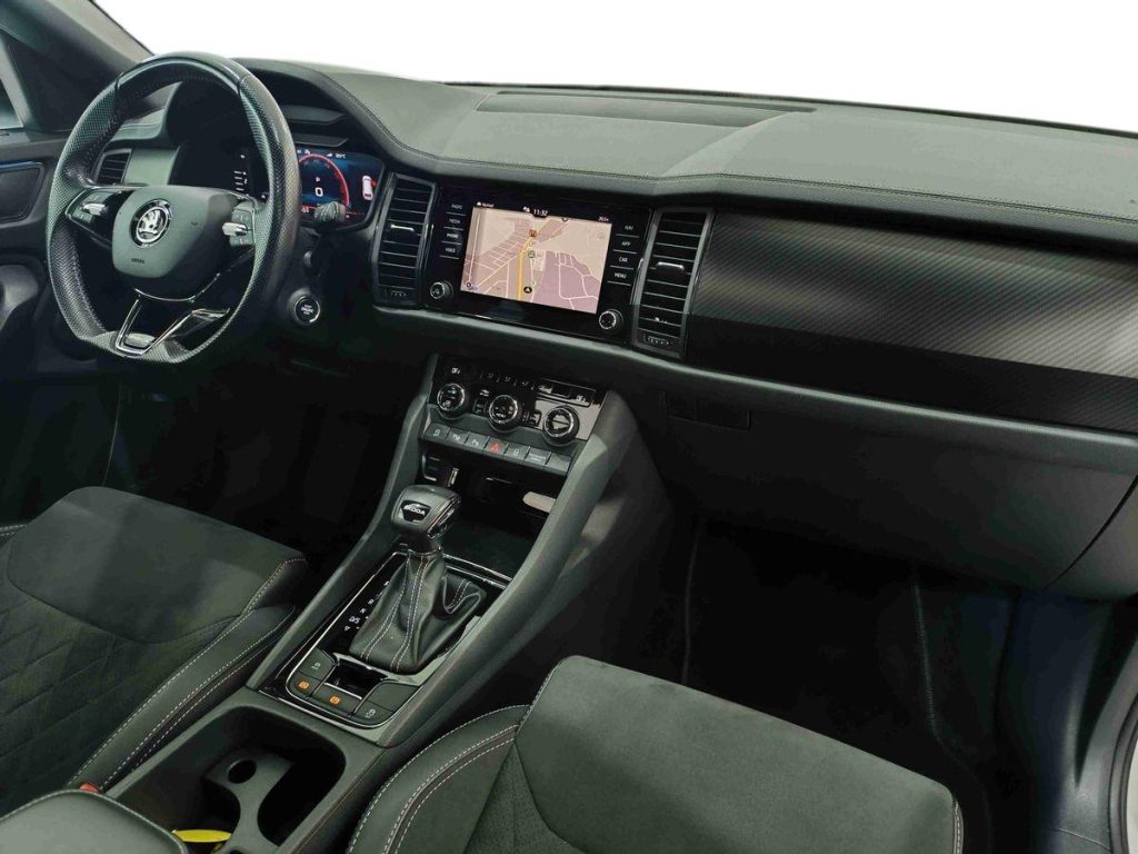 SKODA Kodiaq 2.0 TDI EVO SCR DSG 7 posti Sportline - 9