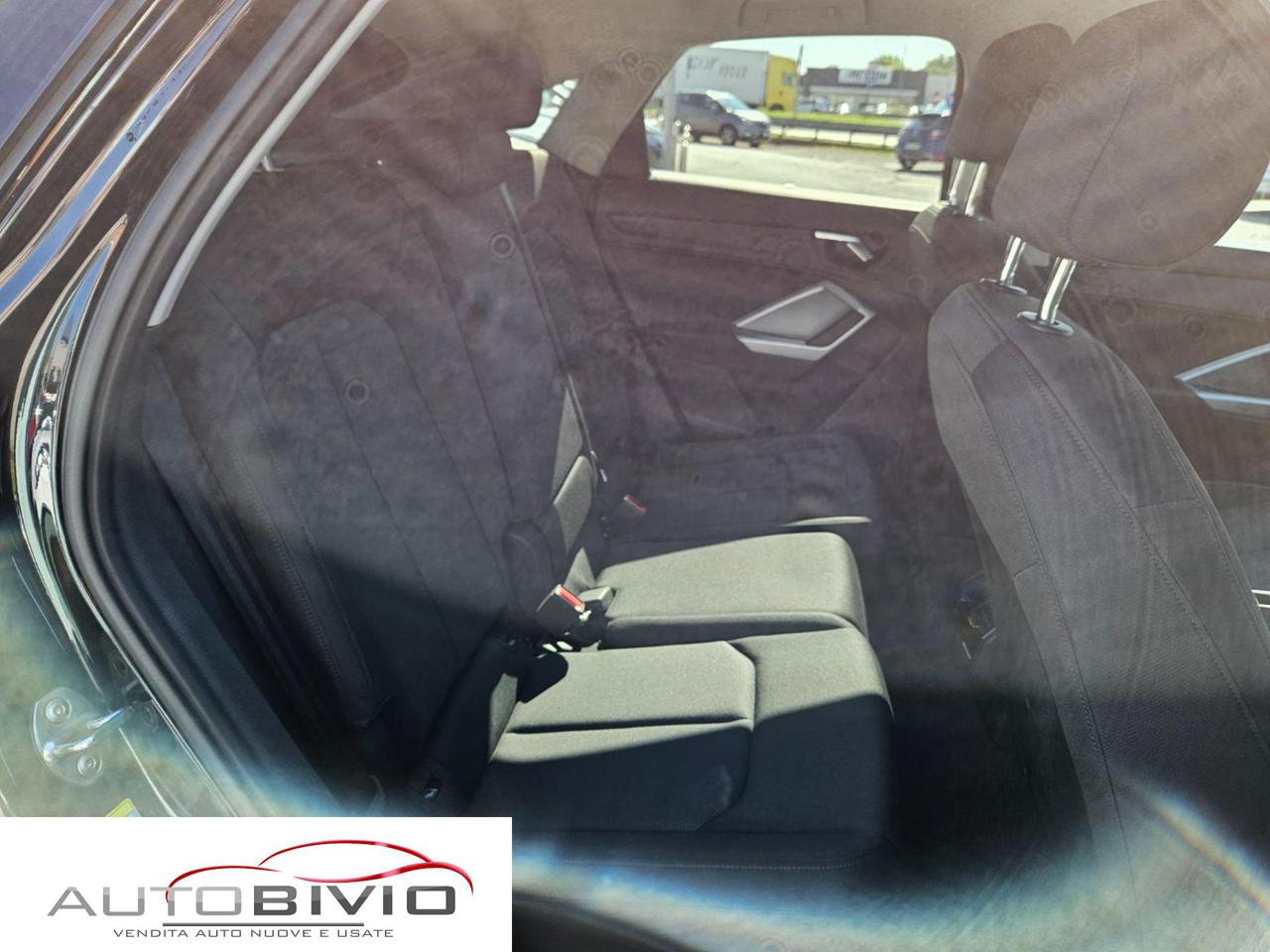 AUDI Q3 SPB 35 TDI S tronic Business Plus - 22