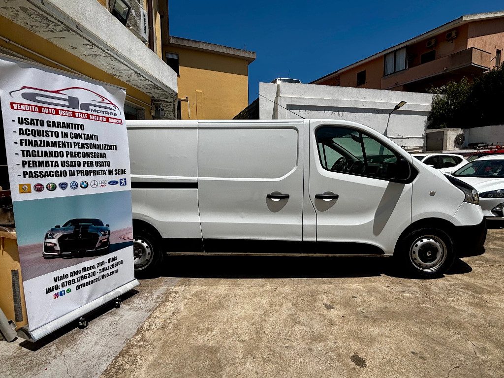 RENAULT Trafic
