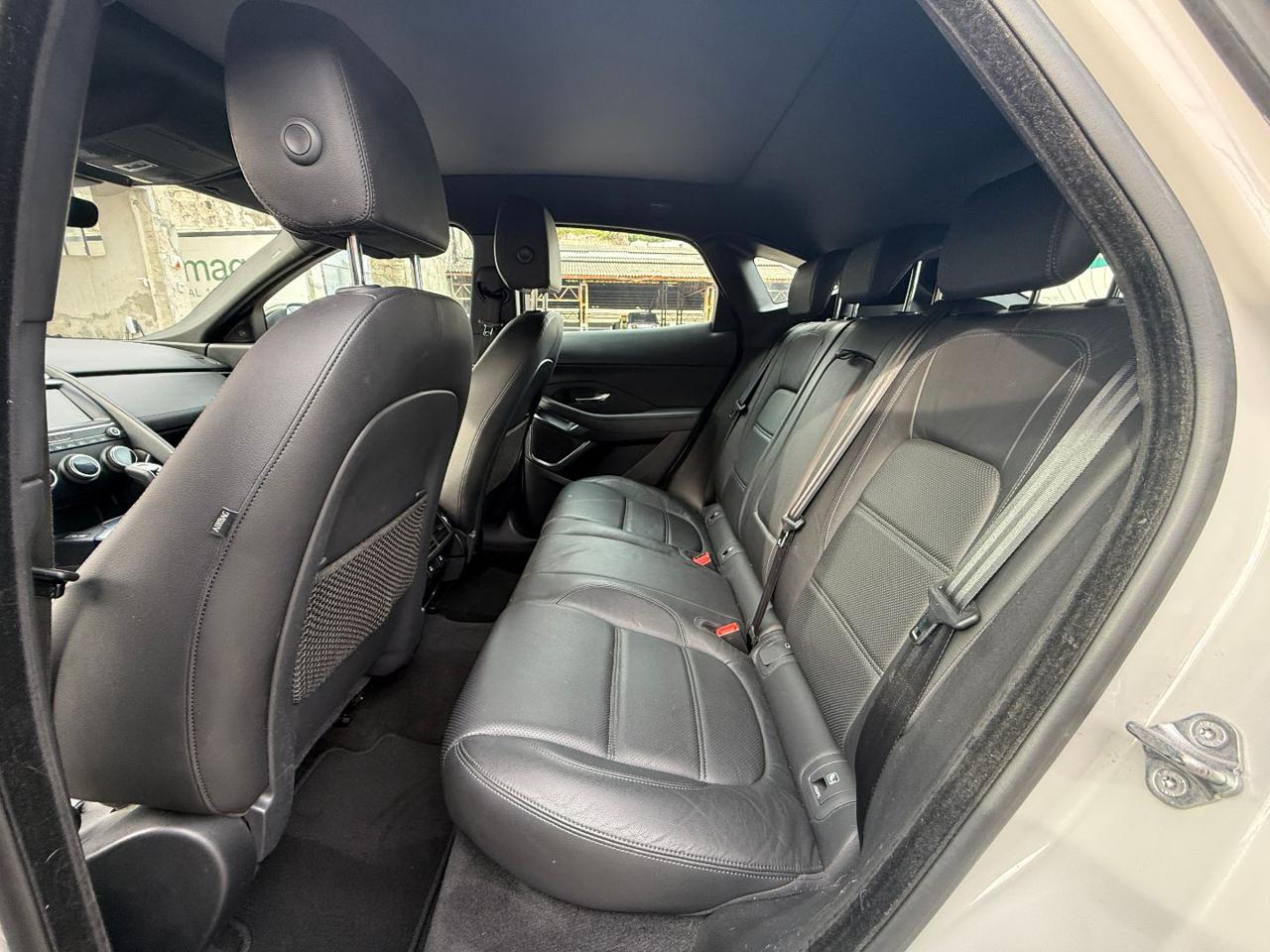 JAGUAR E-Pace 2.0D 180 CV AWD aut. R-Dynamic S - 11