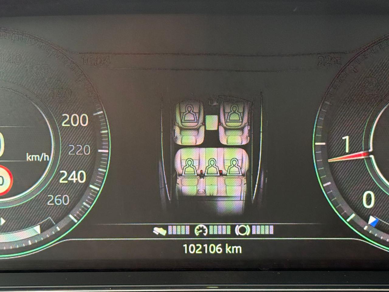 JAGUAR E-Pace 2.0D 180 CV AWD aut. R-Dynamic S - 18