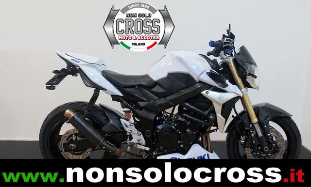 SUZUKI GSR 750 Bianco metallizzato