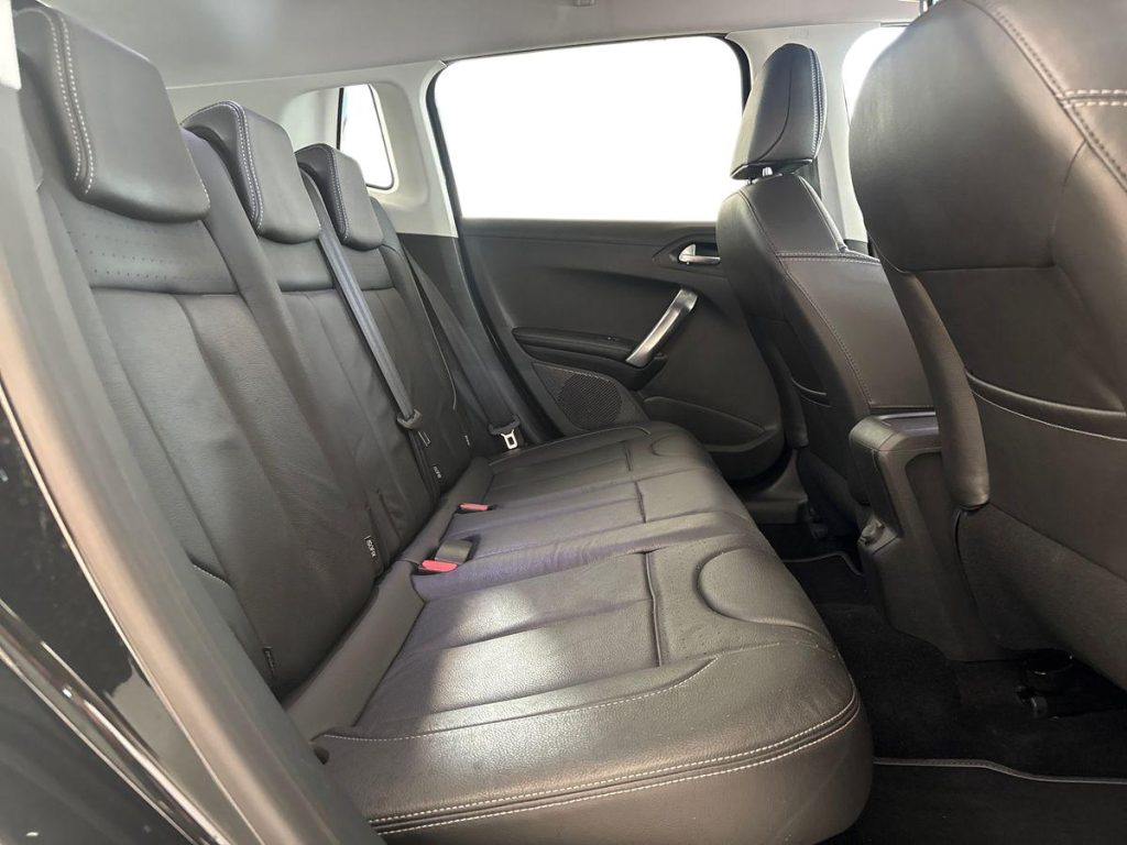 PEUGEOT 2008 1° serie BlueHDi 100 Allure - 11