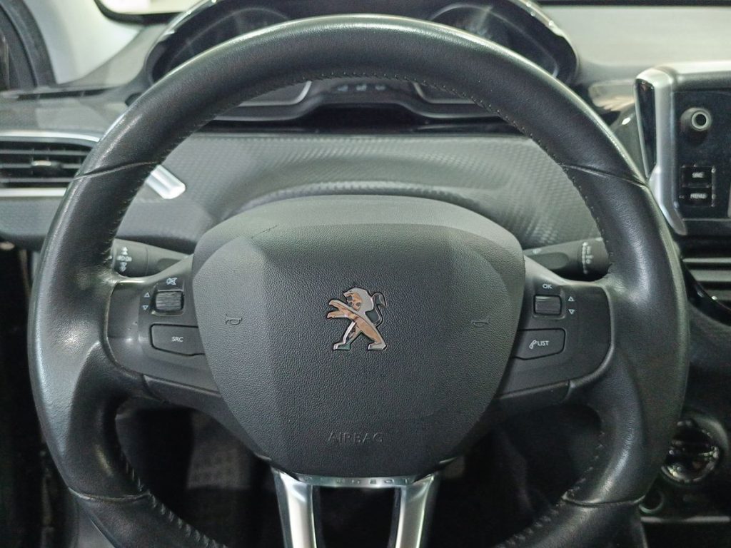 PEUGEOT 2008 1° serie BlueHDi 100 Active - 17