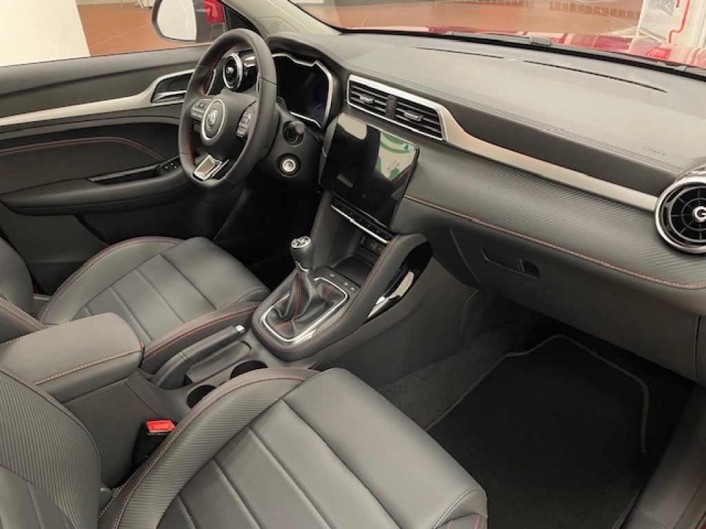 MG ZS CLASSIC 1.5L 5MT LUXURY - 8