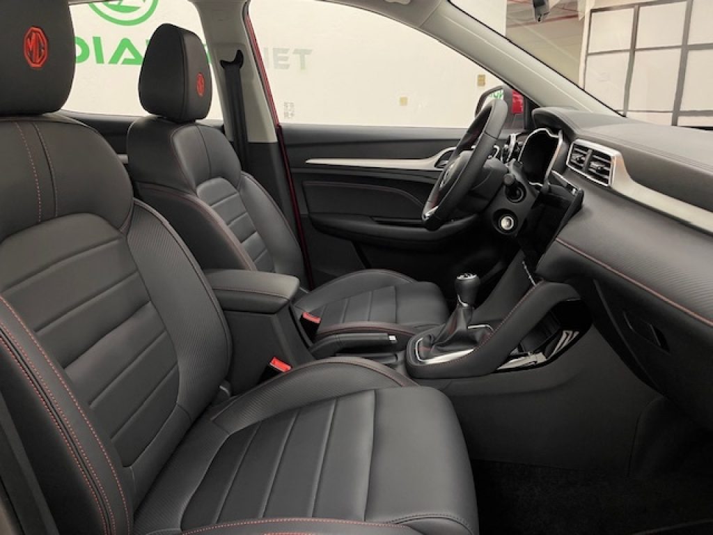 MG ZS CLASSIC 1.5L 5MT LUXURY - 10