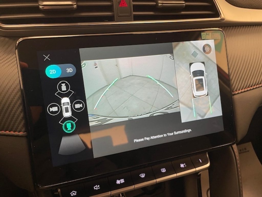 MG ZS CLASSIC 1.5L 5MT LUXURY - 3