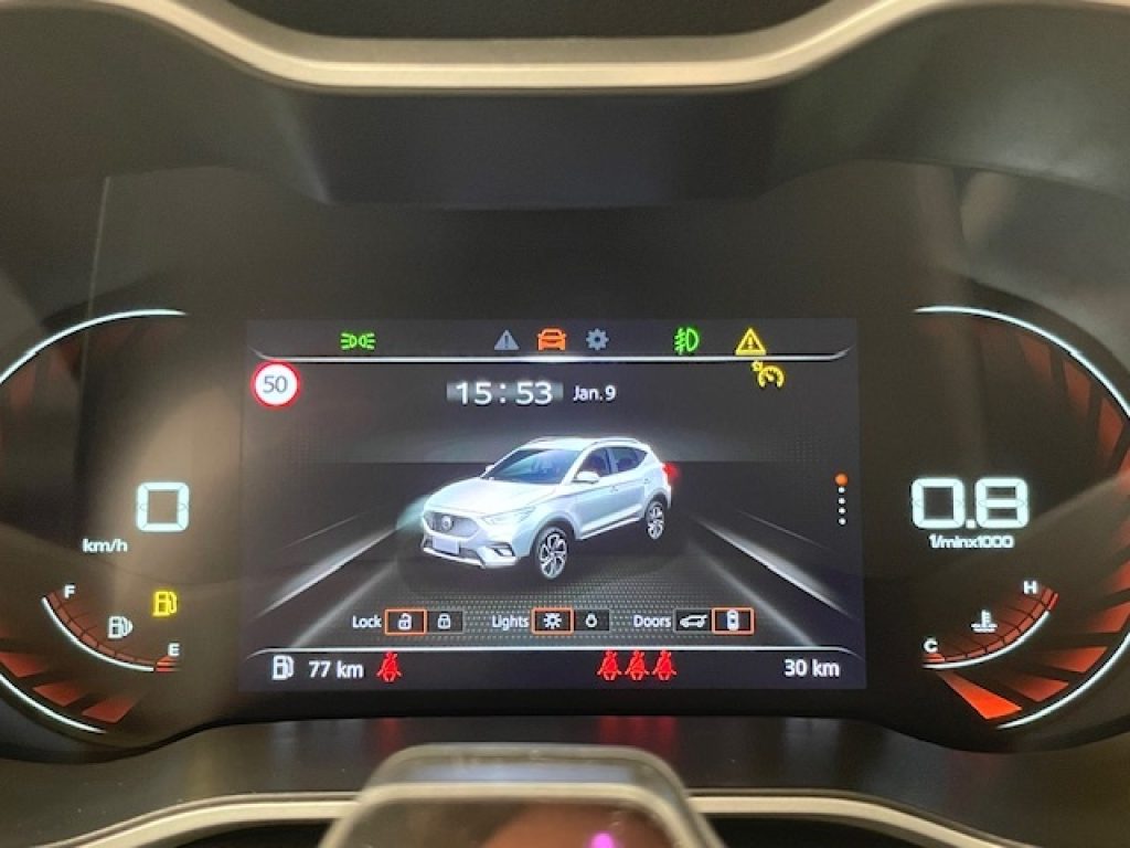 MG ZS CLASSIC 1.5L 5MT LUXURY - 20