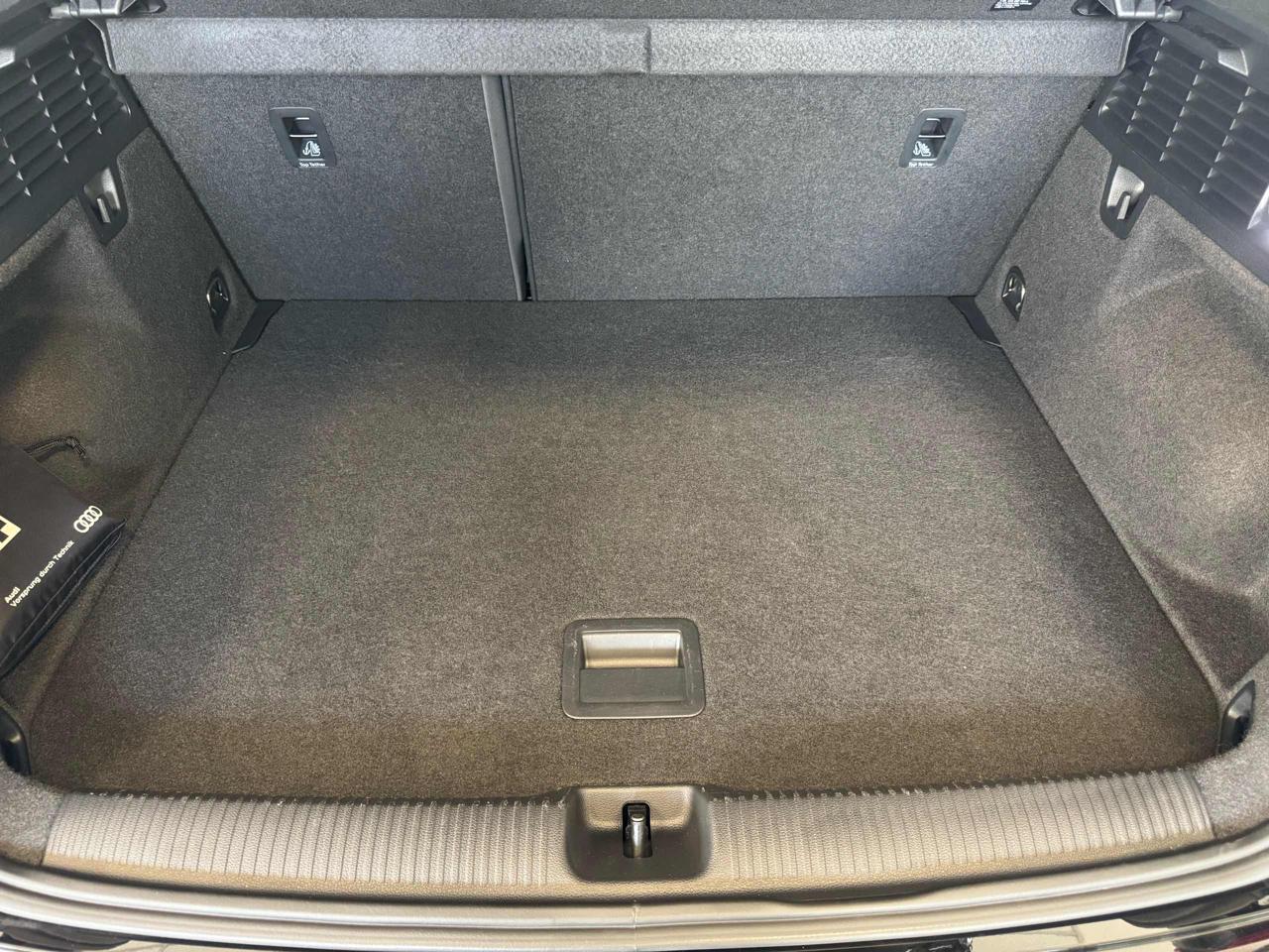 AUDI Q2 35 TDI S tronic S line Edition - 20