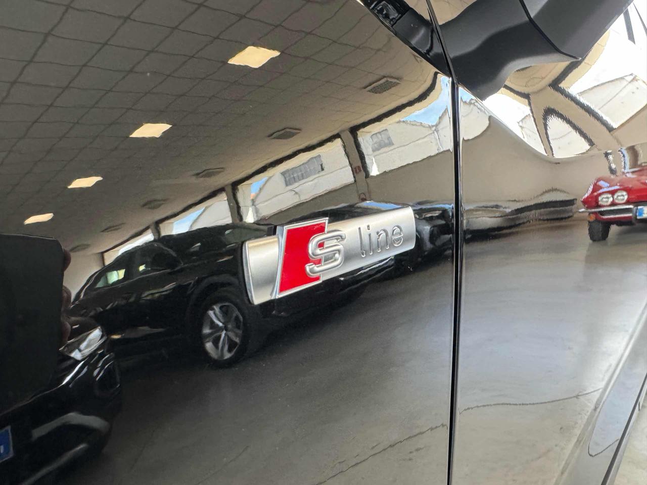 AUDI Q2 35 TDI S tronic S line Edition - 12