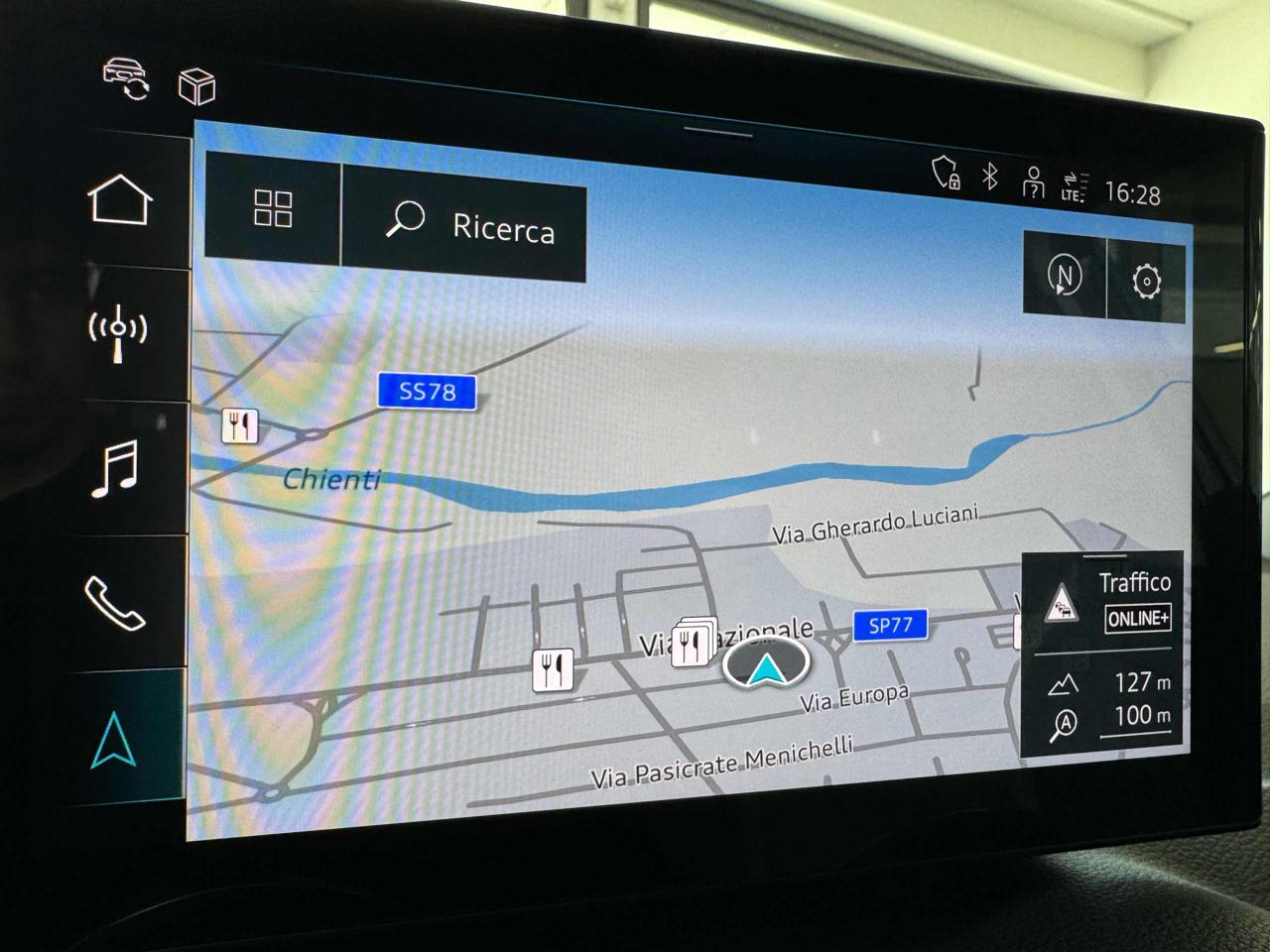 AUDI Q2 35 TDI S tronic S line Edition - 8