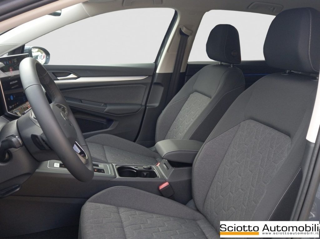 VOLKSWAGEN Golf 1.5 TSI eHybrid DSG Life - 9