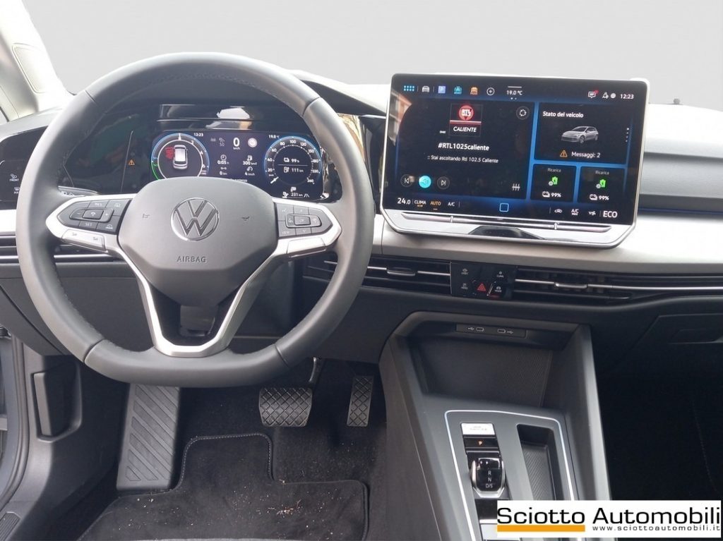 VOLKSWAGEN Golf 1.5 TSI eHybrid DSG Life - 14