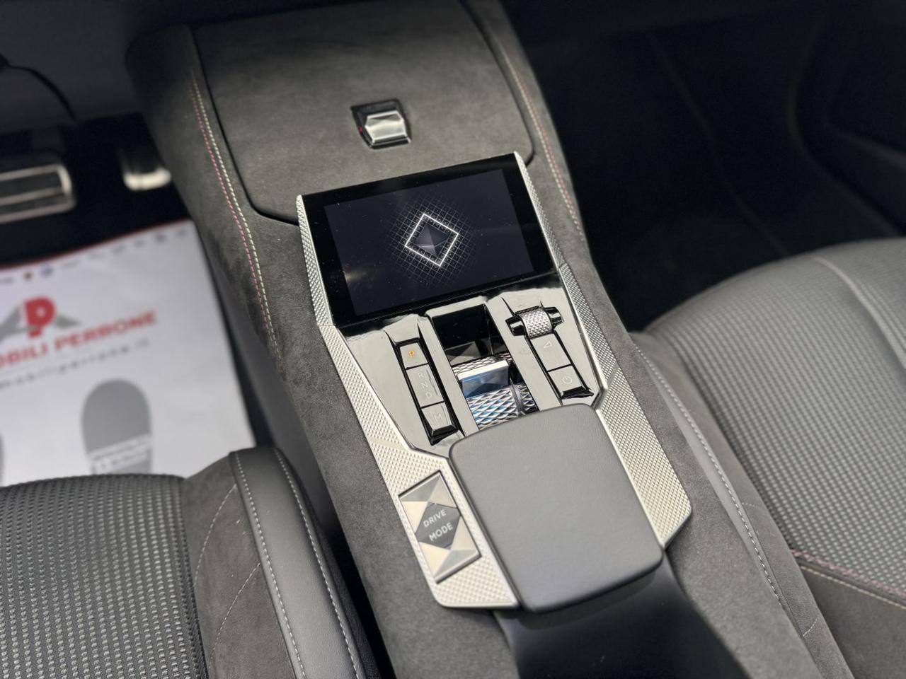 DS AUTOMOBILES DS 4 BlueHDi 130cv Performance Line (Aut/LED/APP/Retro) - 23